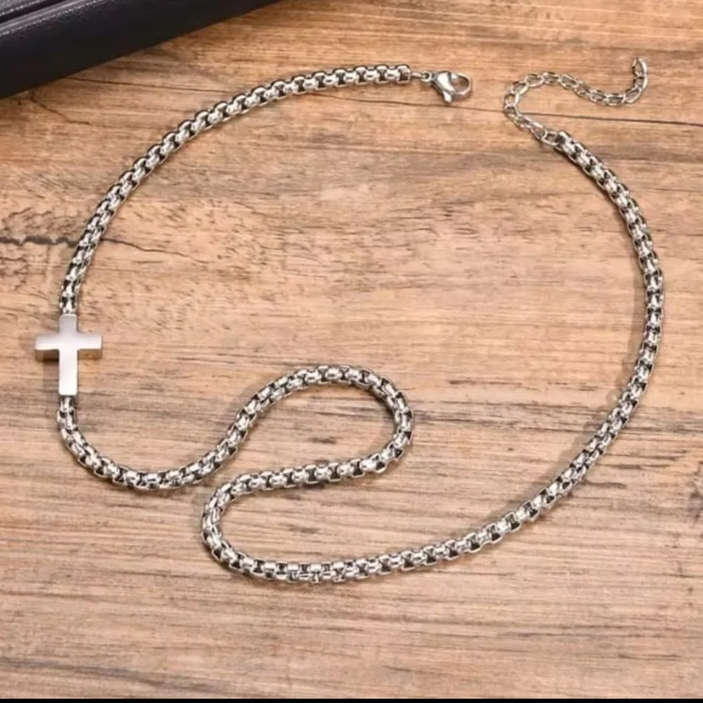 Men’s silver stainless steel sideways cross box chain necklace